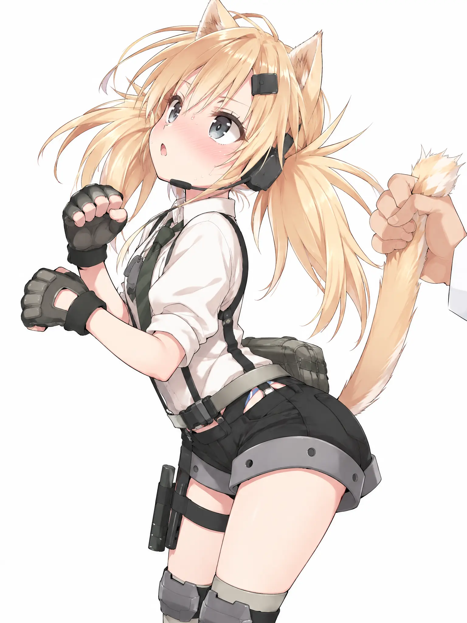 通过修改服装以及头发还有瞳色cosplay图二角色，